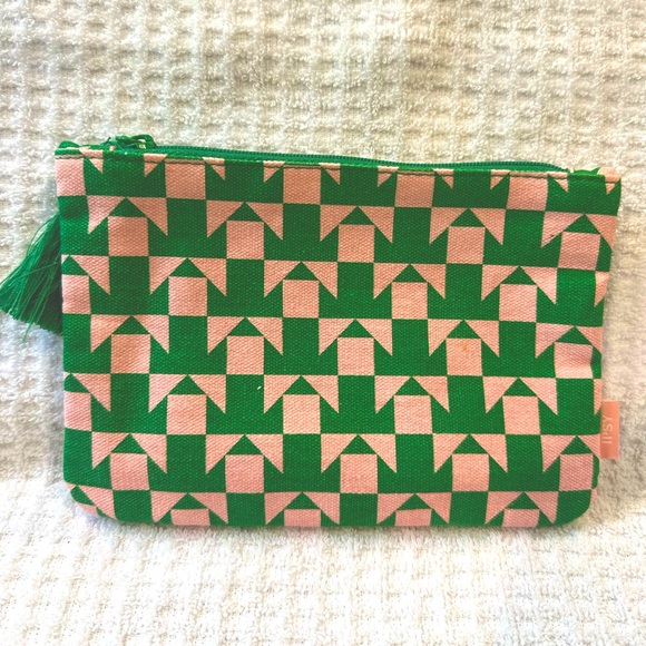 💠Choose 4 for $8 Pick 4 + Offer $8~ OR $3 each ~ Brand New IPSY Bag 7x5 - Picture 1 of 4